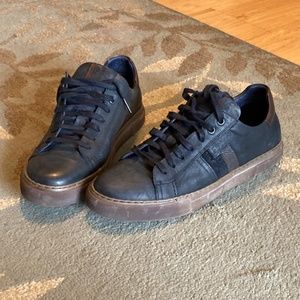 Men’s Fluchos 1337 Sneaker size 9